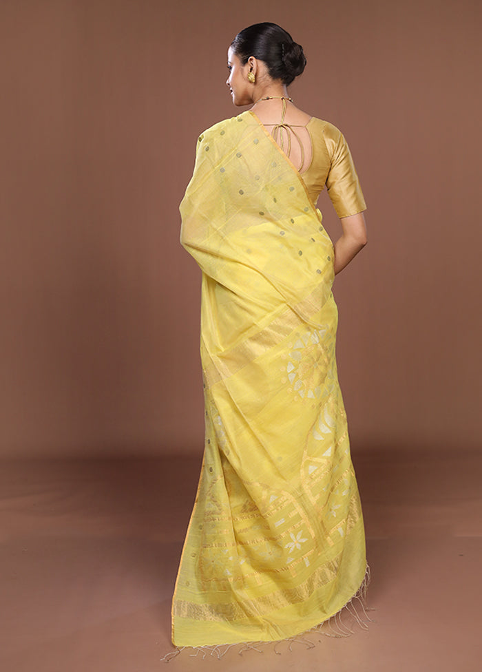 Yellow Matka Silk Saree With Blouse Piece