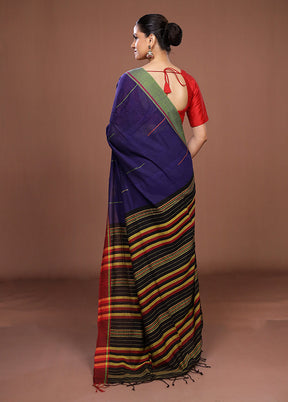 Blue Matka Silk Saree With Blouse Piece