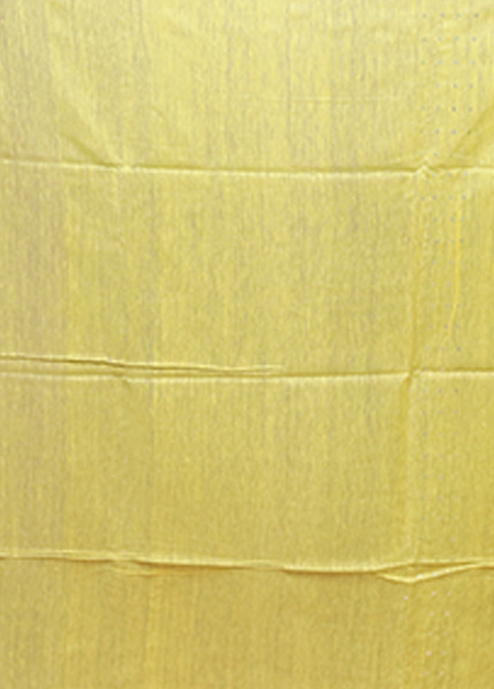 Yellow Matka Silk Saree With Blouse Piece