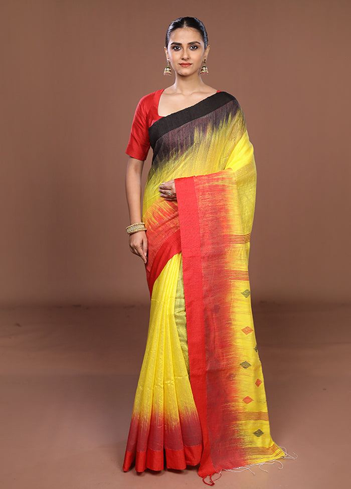 Yellow Matka Silk Saree With Blouse Piece