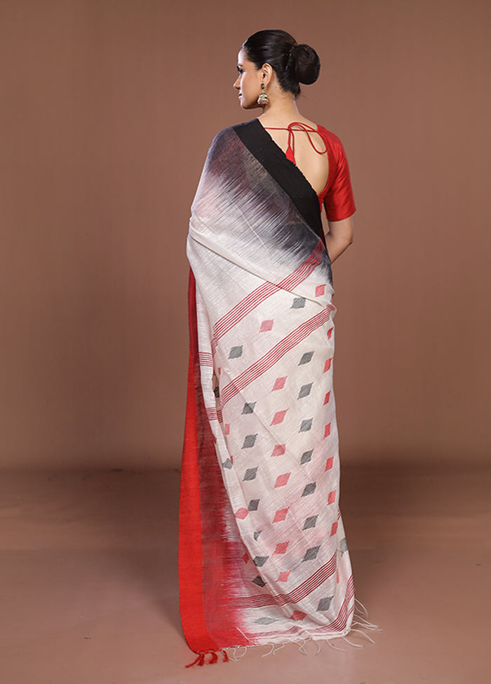 White Matka Silk Saree With Blouse Piece