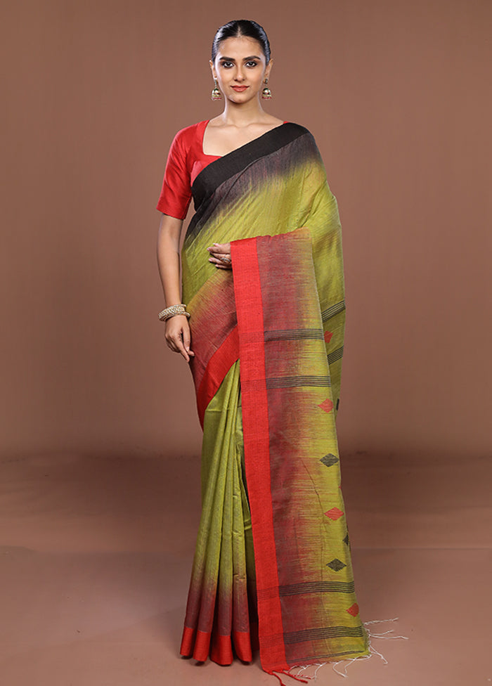 Green Matka Silk Saree With Blouse Piece