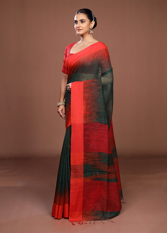 Green Matka Silk Saree With Blouse Piece