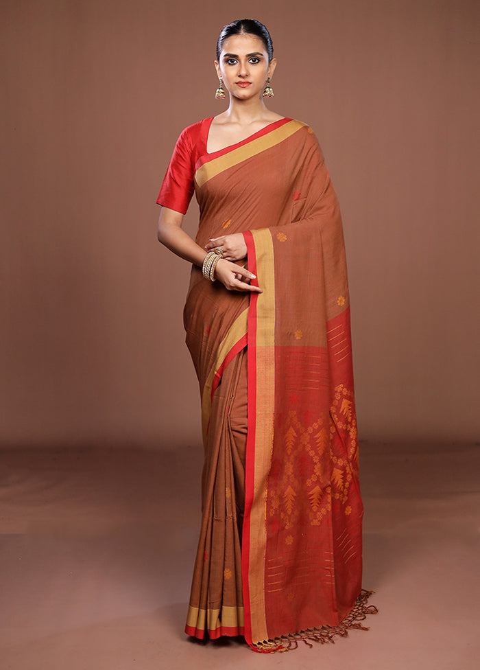 Cream Matka Silk Saree With Blouse Piece