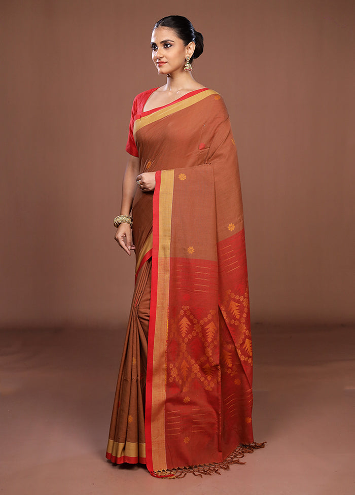 Cream Matka Silk Saree With Blouse Piece