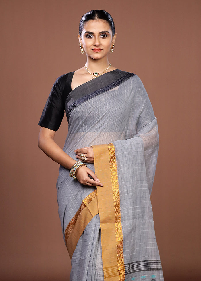 Grey Matka Silk Saree With Blouse Piece