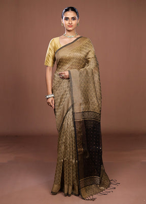 Grey Handloom Matka Pure Silk Saree With Blouse Piece