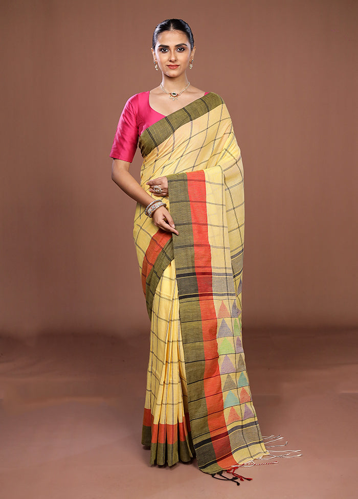 Yellow Matka Silk Saree With Blouse Piece