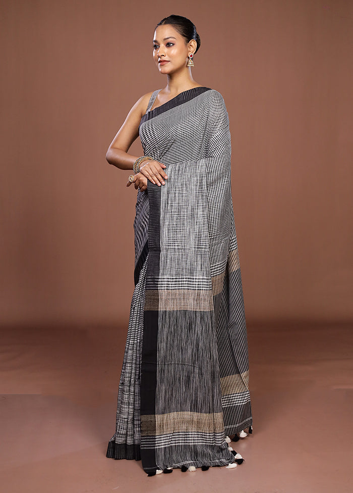 Black Matka Silk Saree With Blouse Piece