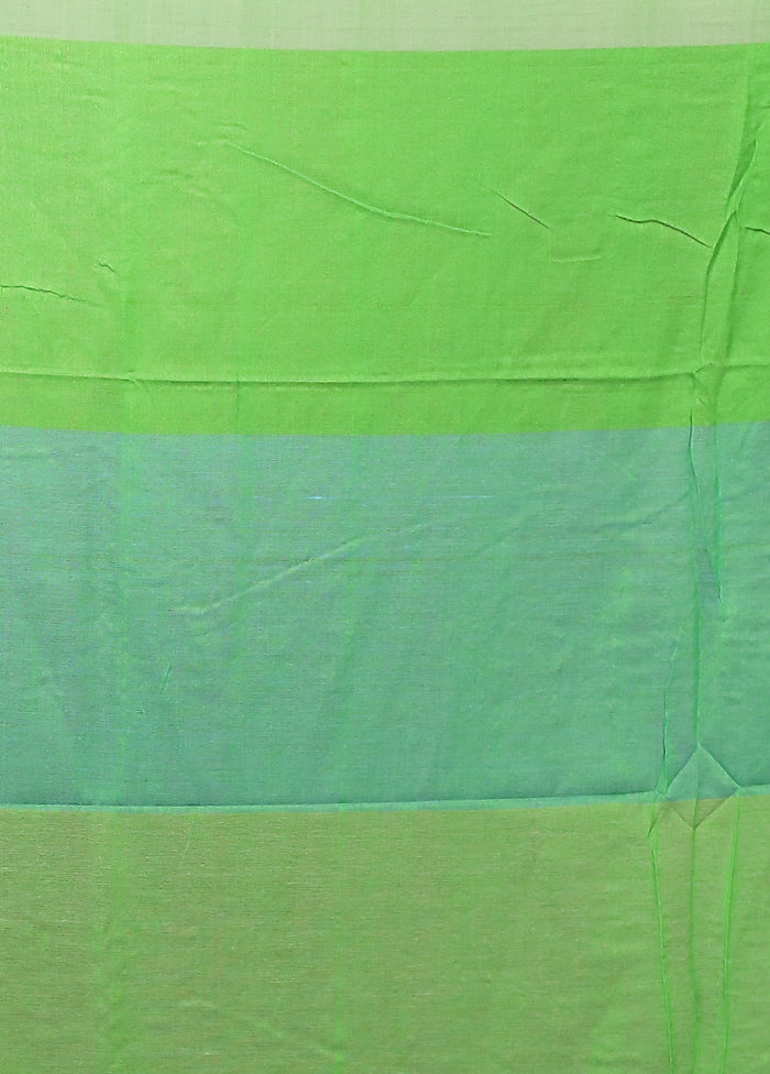 Green Matka Silk Saree With Blouse Piece