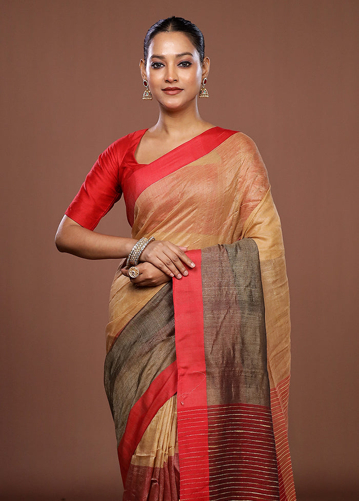 Grey Matka Silk Saree With Blouse Piece