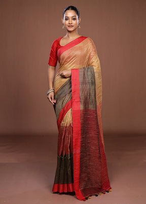 Grey Matka Silk Saree With Blouse Piece