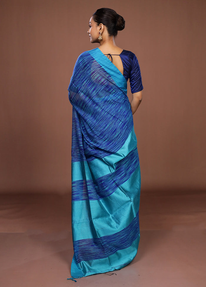 Blue Matka Silk Saree With Blouse Piece