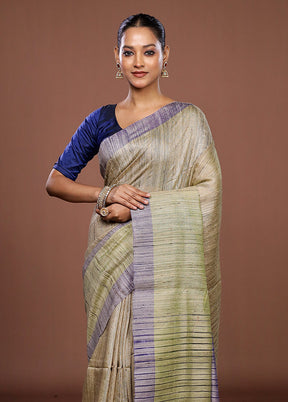 Cream Matka Silk Saree With Blouse Piece