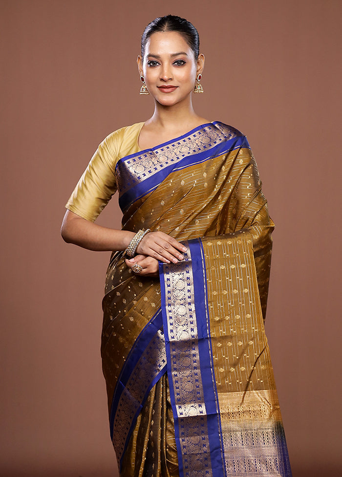 Green Handloom Kanjivaram Pure Silk Saree With Blouse Piece