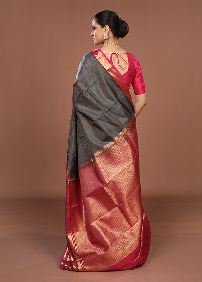 Black Handloom Kanjivaram Pure Silk Saree With Blouse Piece