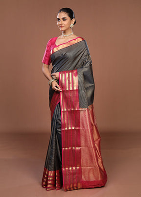 Black Handloom Kanjivaram Pure Silk Saree With Blouse Piece