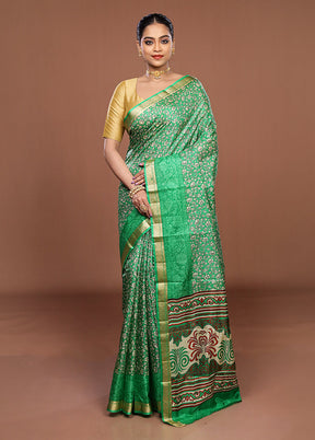 Green Printed Pure Silk Saree Without Blouse Piece
