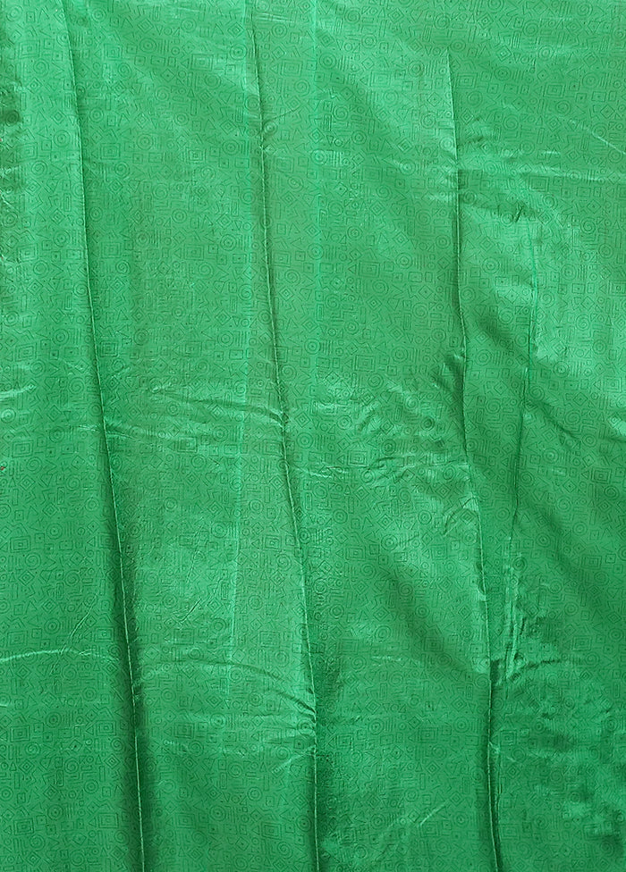 Green Printed Pure Silk Saree Without Blouse Piece