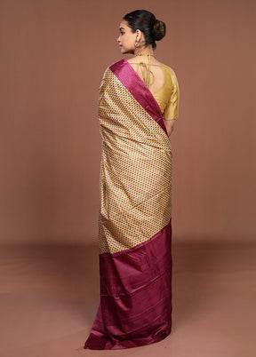 Cream Printed Pure Silk Saree Without Blouse Piece
