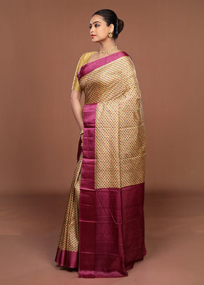 Cream Printed Pure Silk Saree Without Blouse Piece