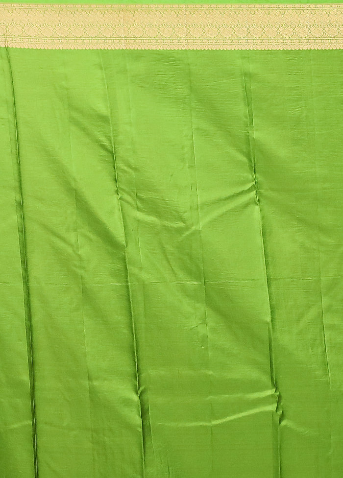 Green Printed Pure Silk Saree Without Blouse Piece