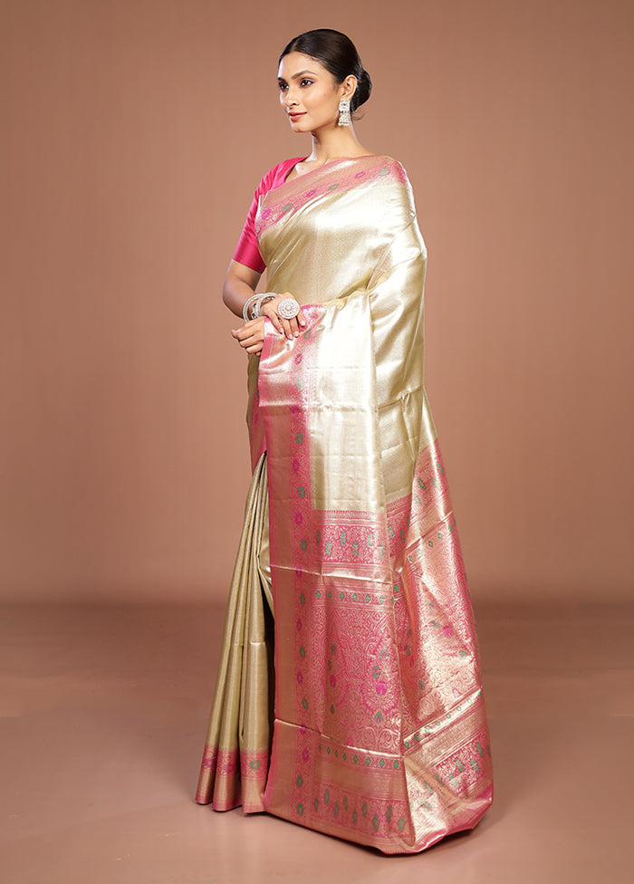Gold Handloom Kanjivaram Pure Silk Saree With Blouse Piece