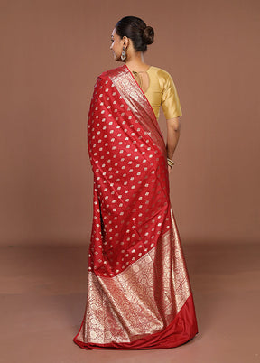 Red Uppada Silk Saree With Blouse Piece
