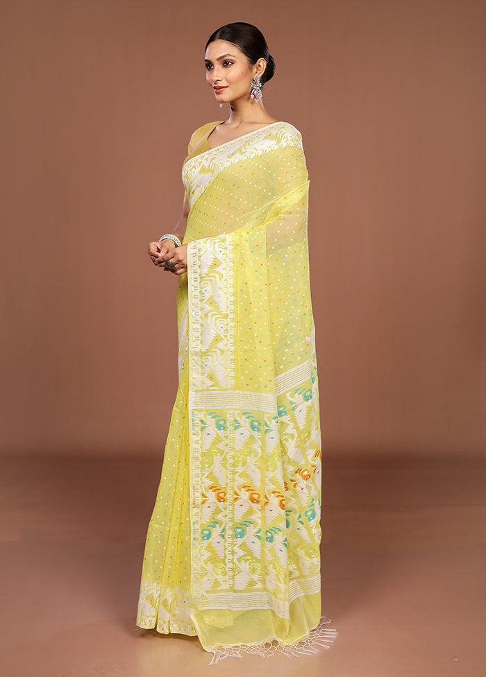 Yellow Matka Silk Saree With Blouse Piece