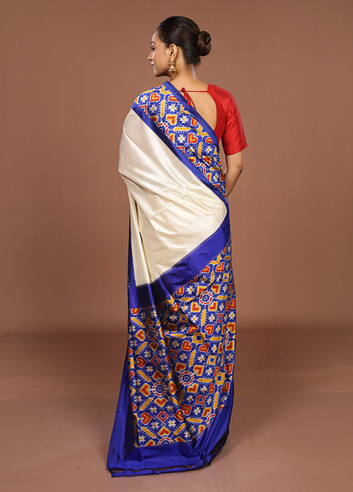 White Handloom Ikkat Pure Silk Saree With Blouse Piece