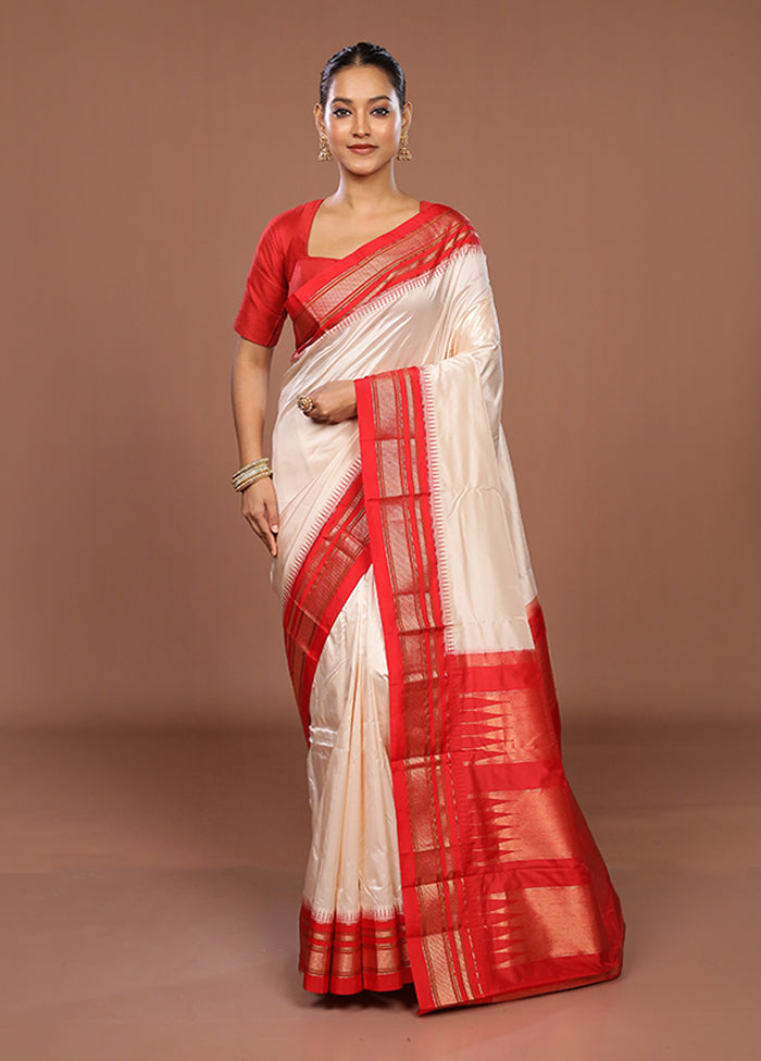 White Handloom Kanjivaram Pure Silk Saree With Blouse Piece
