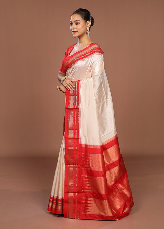 White Handloom Kanjivaram Pure Silk Saree With Blouse Piece