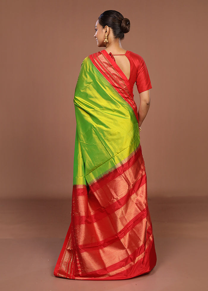 Green Handloom Kanjivaram Pure Silk Saree With Blouse Piece