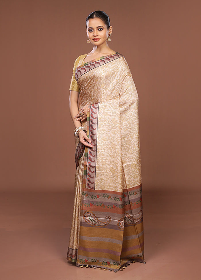 Cream Tussar Silk Saree With Blouse Piece