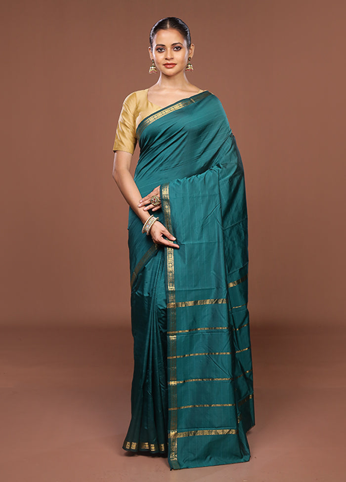 Green Kanjivaram Silk Saree With Blouse Piece