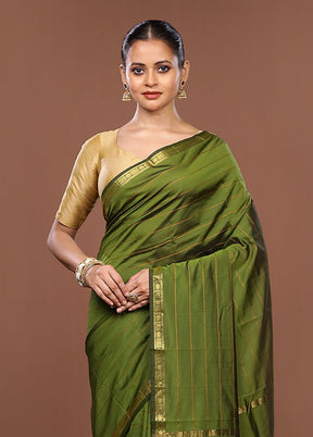 Green Kanjivaram Silk Saree With Blouse Piece