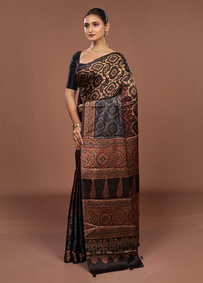 Black Printed Silk Saree Without Blouse Piece