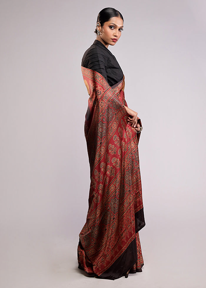 Maroon Printed Silk Saree Without Blouse Piece