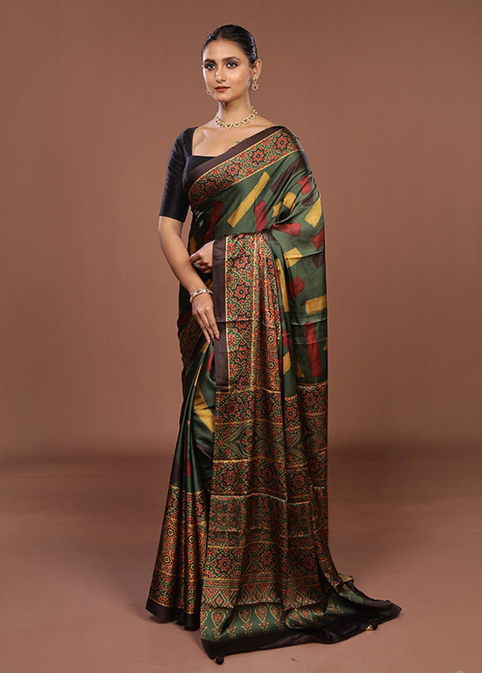 Green Printed Silk Saree Without Blouse Piece