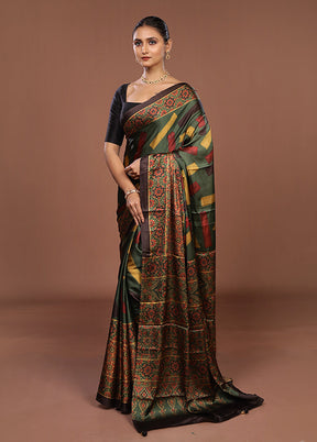 Green Printed Silk Saree Without Blouse Piece