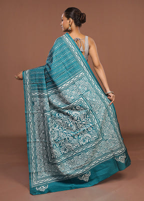 Green Handloom Kantha Stitch Pure Silk Saree With Blouse Piece