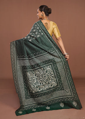 Green Handloom Kantha Stitch Pure Silk Saree With Blouse Piece