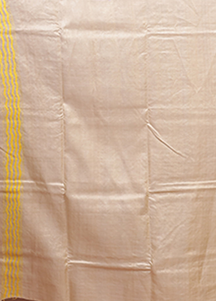 Cream Handloom Kantha Stitch Pure Silk Saree With Blouse Piece