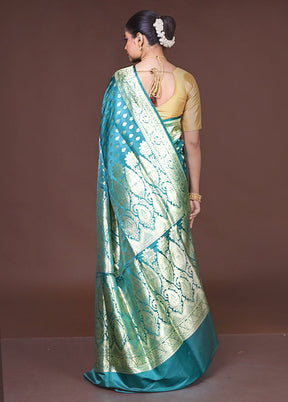 Green Handloom Banarasi Pure Silk Saree With Blouse Piece