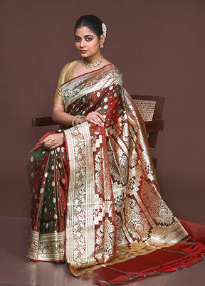 Green Handloom Banarasi Pure Silk Saree With Blouse Piece