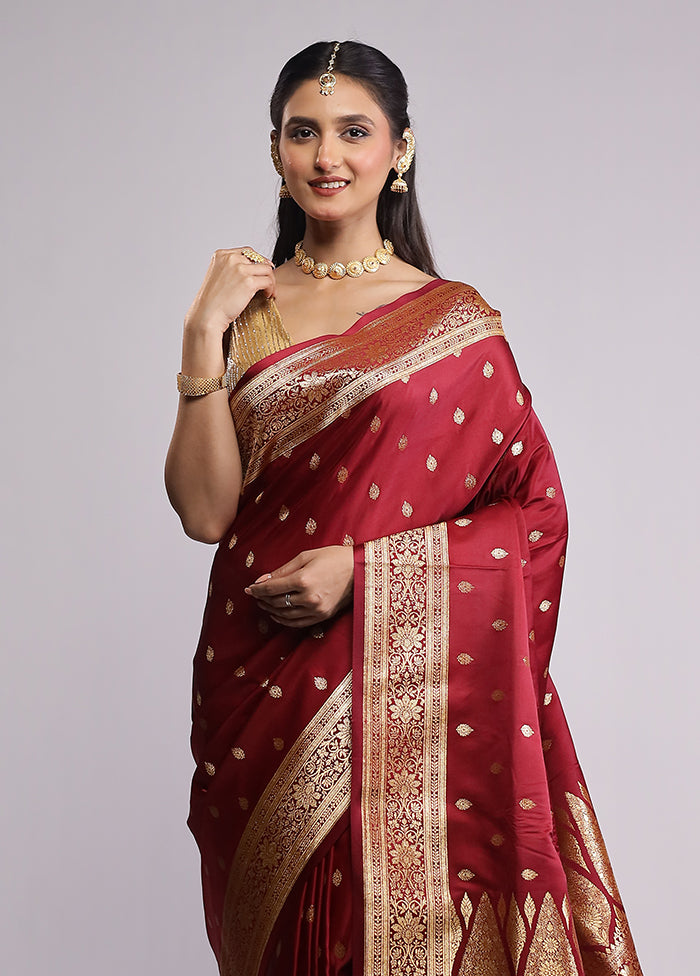 Red Banarasi Silk Saree With Blouse Piece
