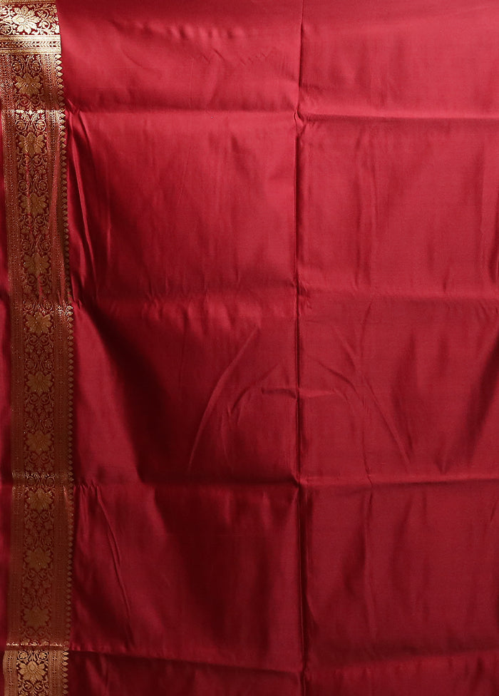Red Banarasi Silk Saree With Blouse Piece
