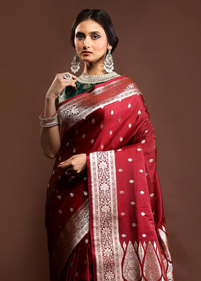 Red Banarasi Silk Saree With Blouse Piece