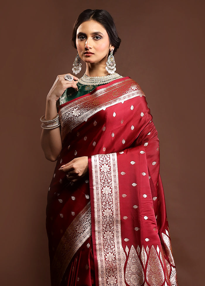 Red Banarasi Silk Saree With Blouse Piece