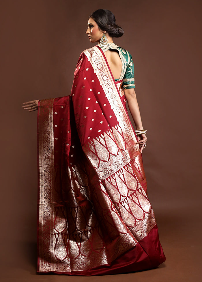 Red Banarasi Silk Saree With Blouse Piece
